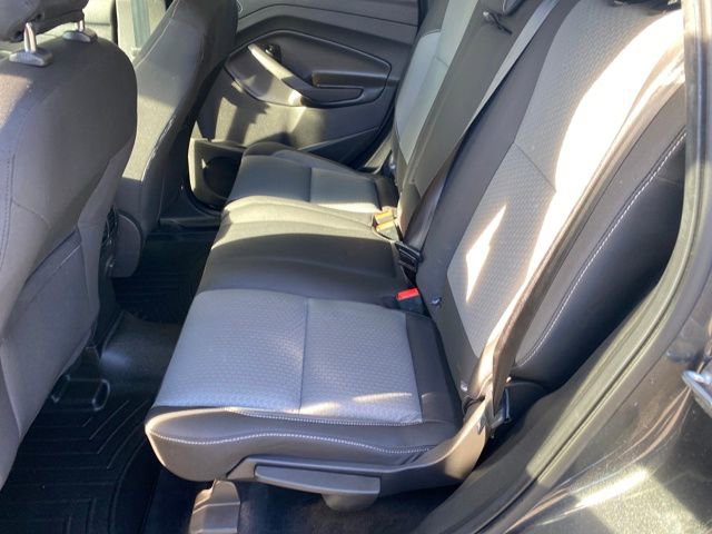 Used 2022 Ford Escape SE FWD image 18