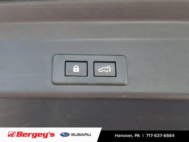 Used 2023 Subaru Ascent Premium w/ Convenience Package AWD/4WD image 31