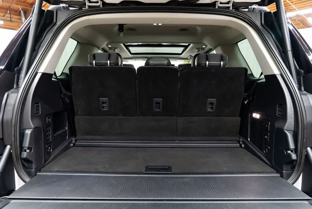 Used 2025 Ford Expedition Active AWD/4WD image 8