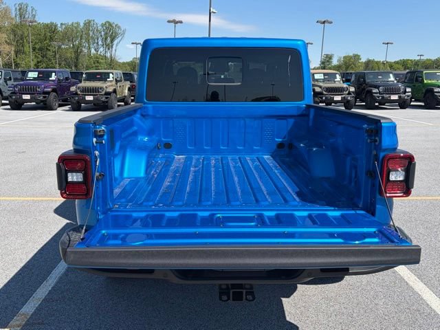 New 2026 Jeep Gladiator Mojave w/ Safety Group AWD/4WD image 7