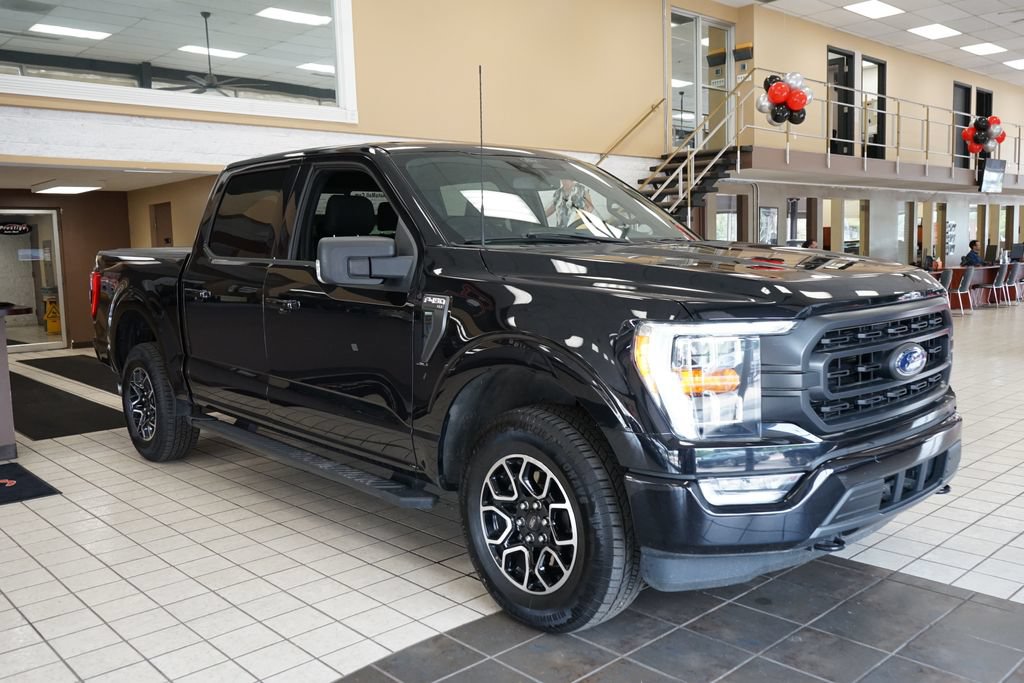Used 2022 Ford F150 XLT w/ Equipment Group 302A High AWD/4WD image 18