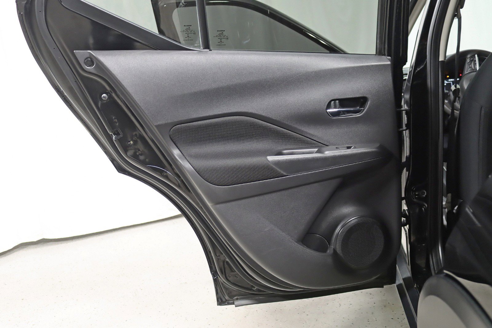 Used 2022 Nissan Kicks SV image 27