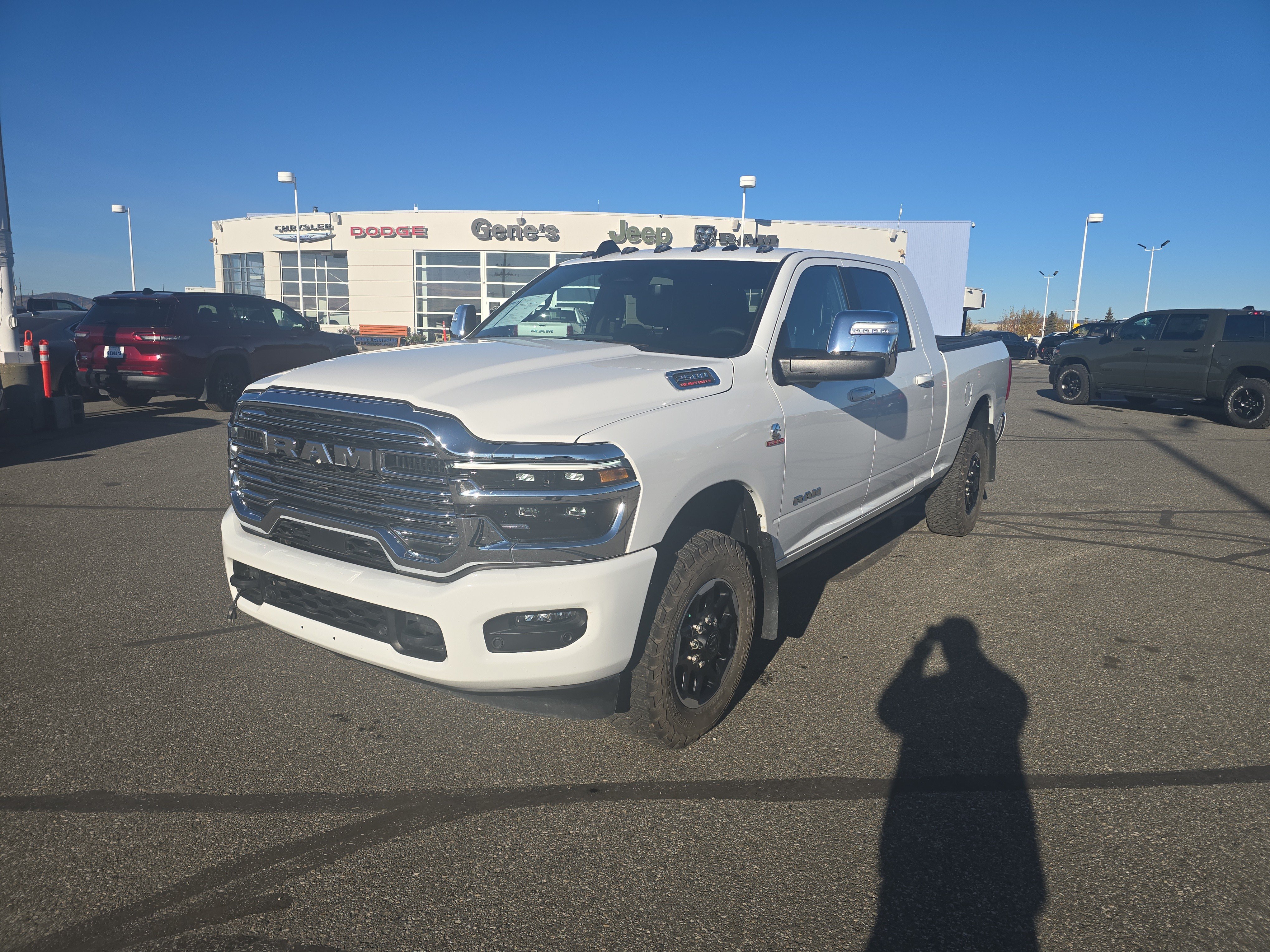 Certified 2025 RAM 2500 Laramie AWD/4WD image 1