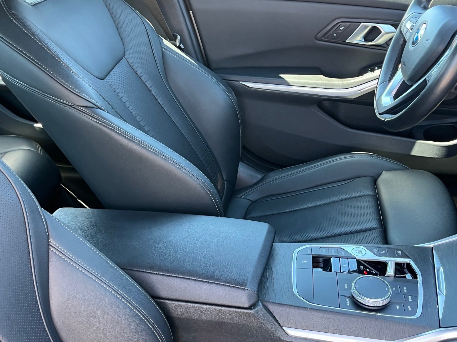 Used 2024 BMW 330i Sedan RWD image 10