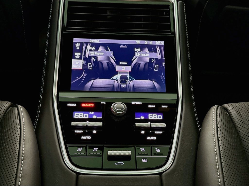 Certified 2023 Porsche Panamera Turbo S AWD/4WD image 27