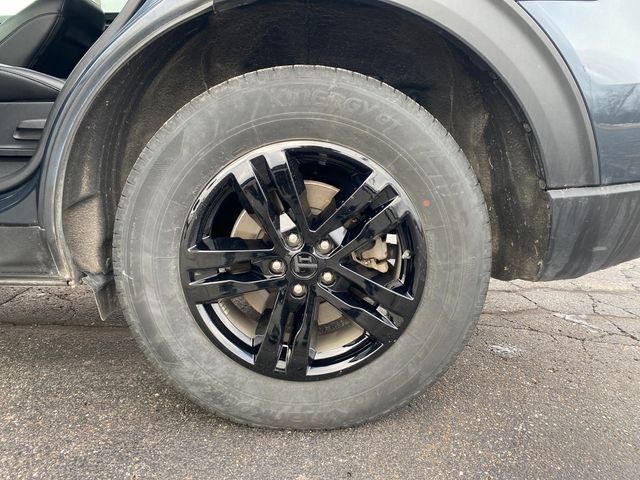 Used 2022 Ford Explorer XLT w/ Equipment Group 202A image 17