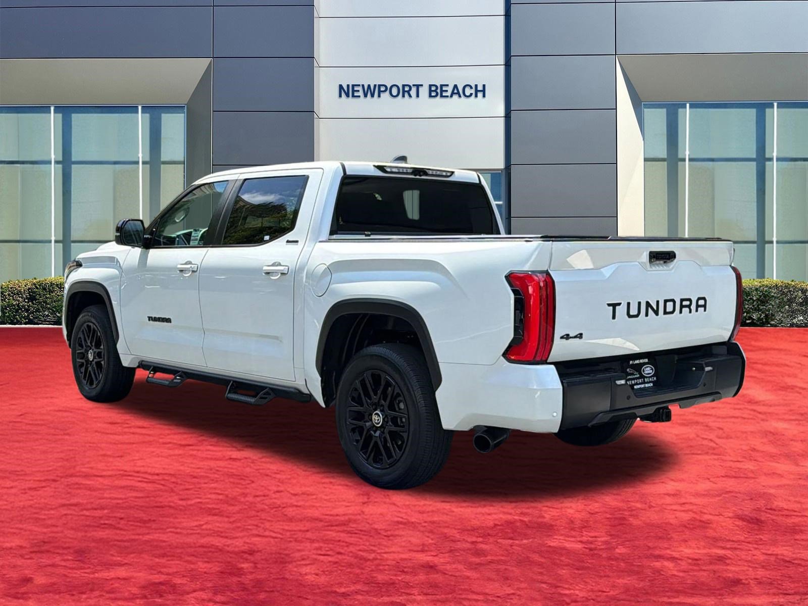 Used 2024 Toyota Tundra Limited AWD/4WD image 3