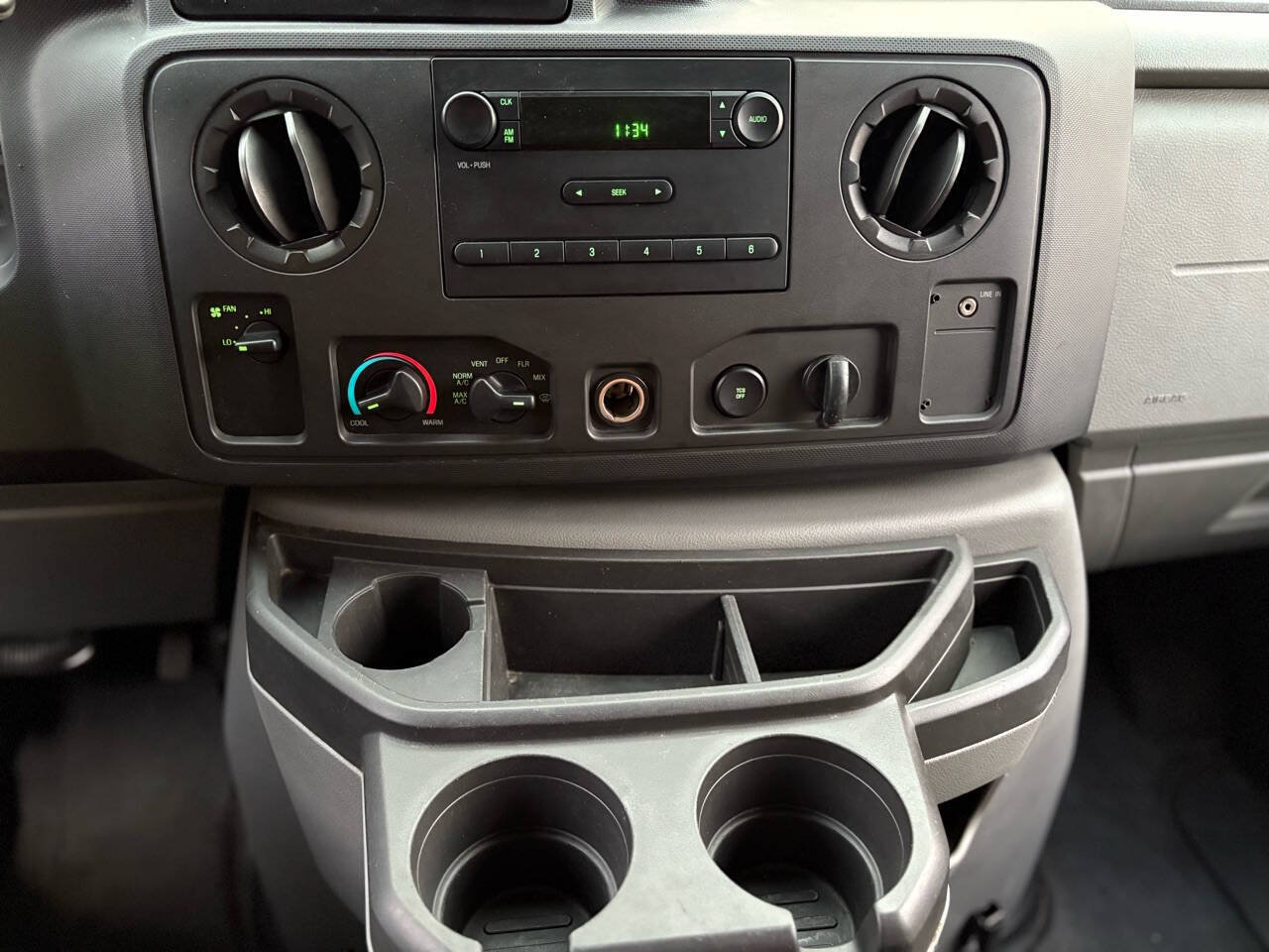 Used 2012 Ford E-150 and Econoline 150 RWD image 27