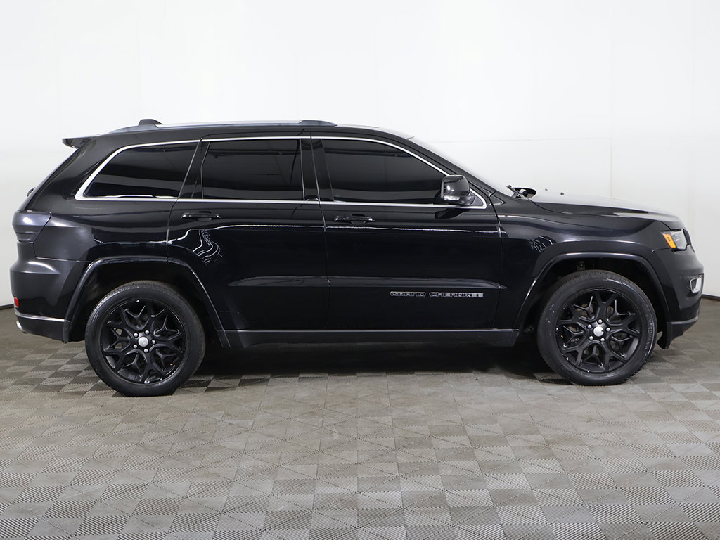 Used 2018 Jeep Grand Cherokee Limited AWD/4WD image 17