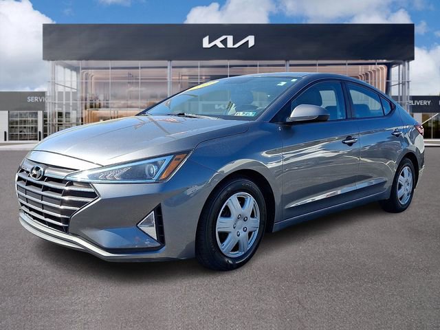 Used 2019 Hyundai Elantra SE FWD image 3