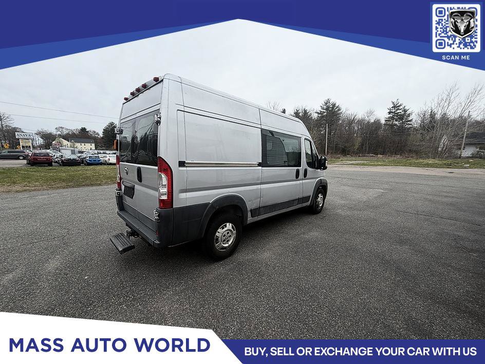 Used 2014 RAM ProMaster 2500 w/ Premium Appearance Group FWD image 3