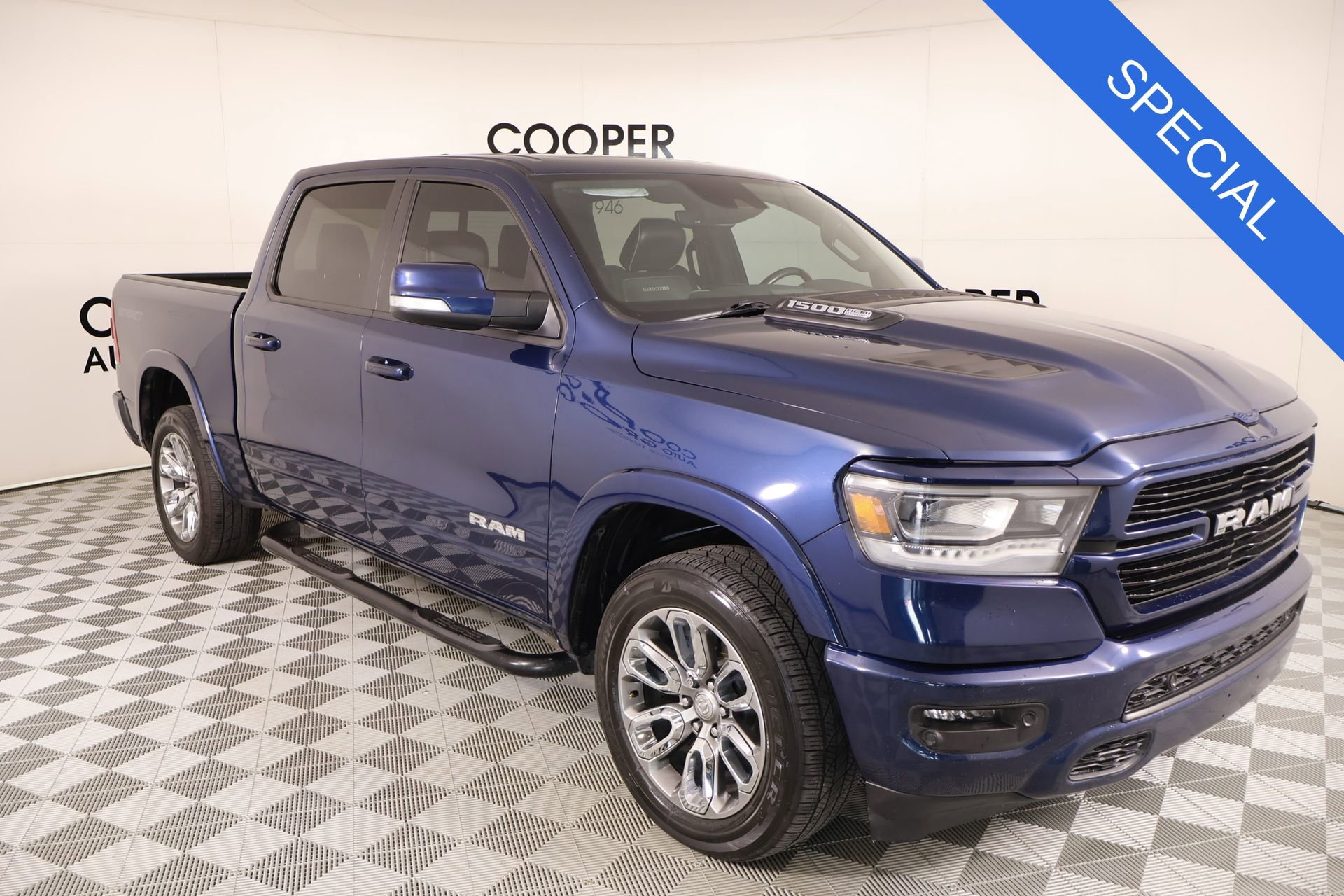 Used 2021 RAM 1500 Laramie w/ Sport Appearance Package