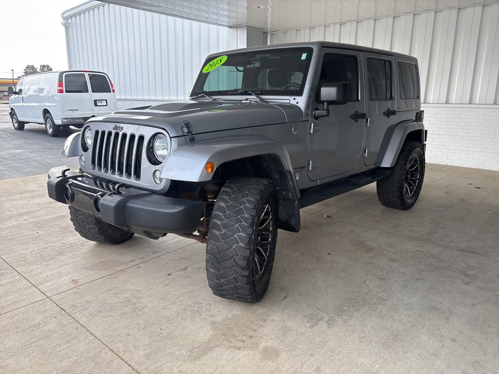 Used 2018 Jeep Wrangler Unlimited Sahara image 3