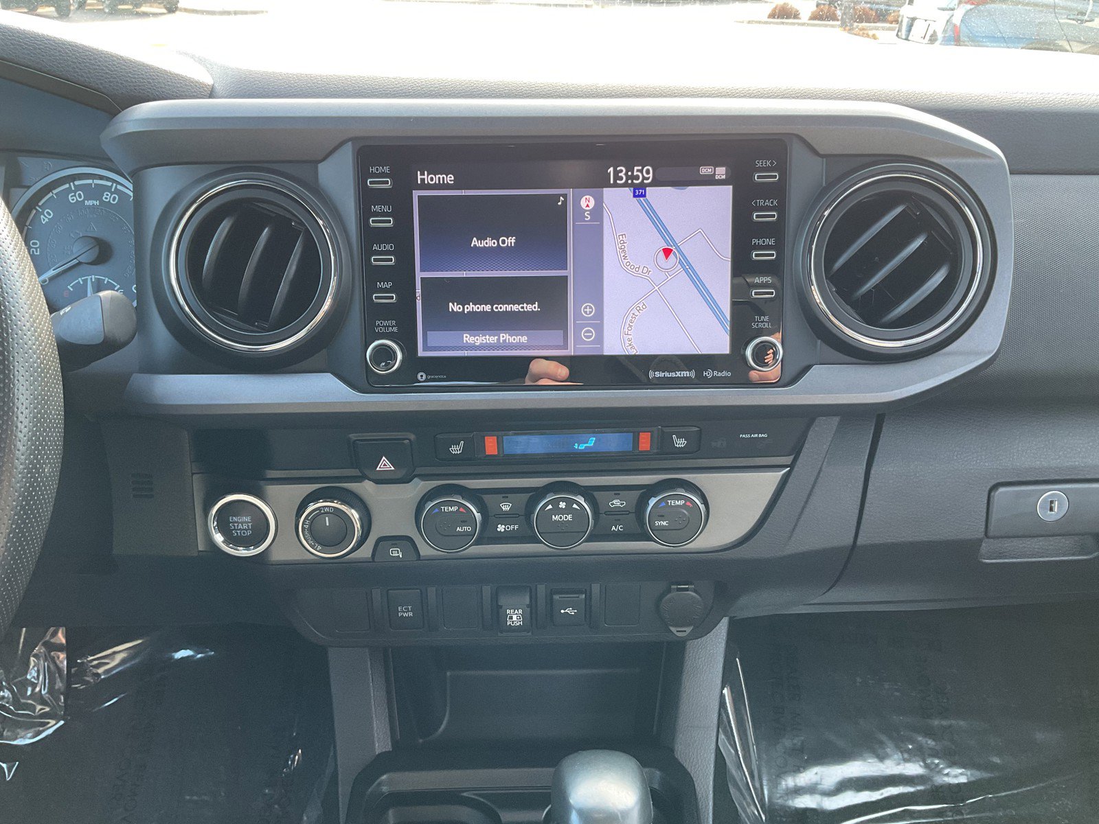 Used 2020 Toyota Tacoma TRD Sport image 19