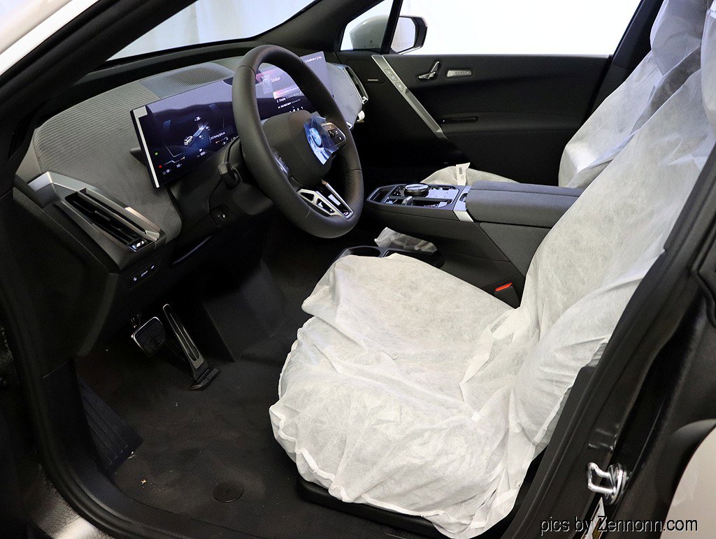 New 2026 BMW iX xDrive45 w/ M Sport Package image 12