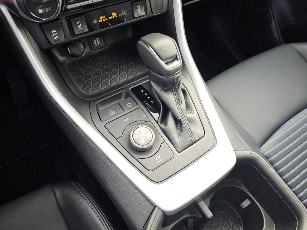 Used 2023 Toyota RAV4 XSE w/ XSE Grade Weather Package image 34