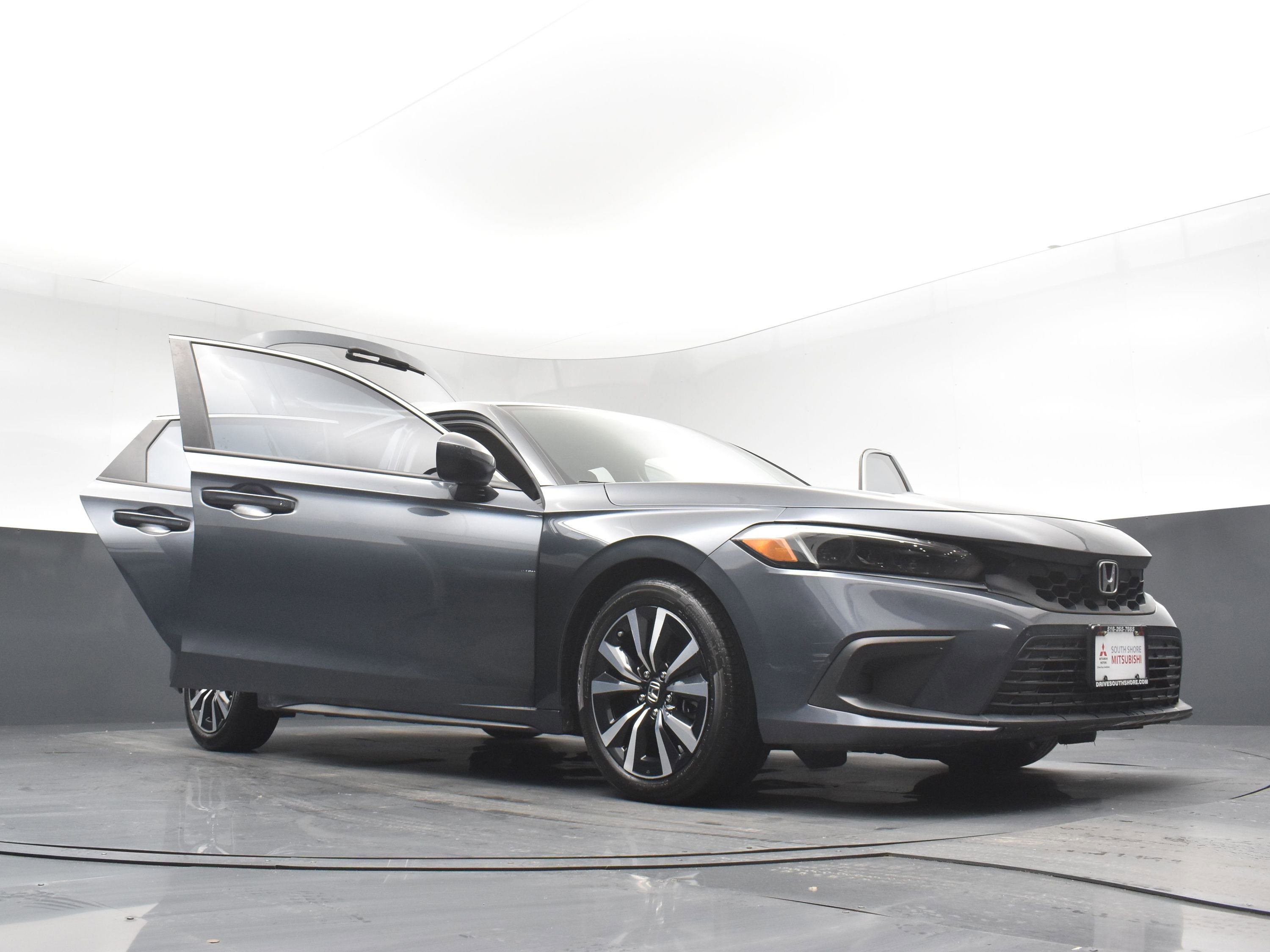 Used 2023 Honda Civic EX-L image 29