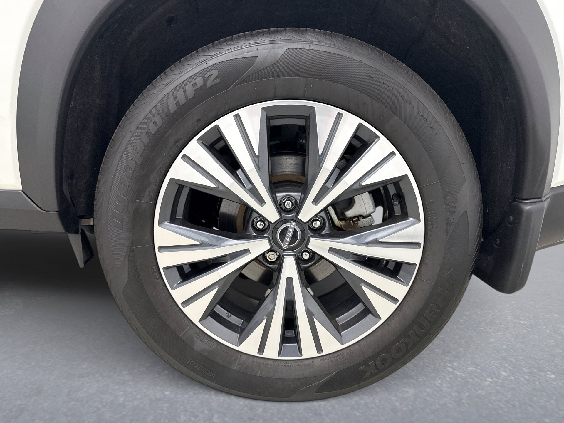 Used 2023 Nissan Rogue SV w/ SV Premium B Package AWD/4WD image 21