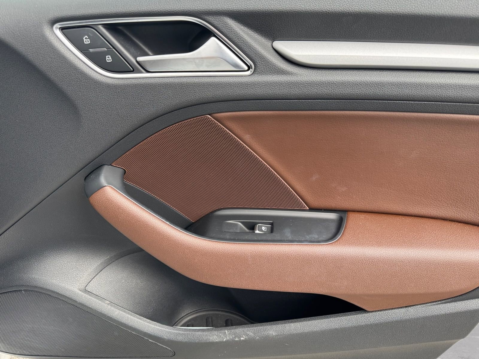 Used 2018 Audi A3 2.0T Premium w/ Convenience Package image 17