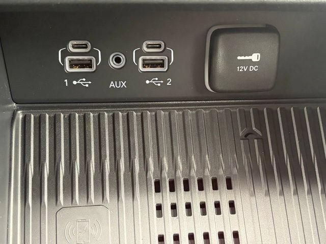 New 2026 Jeep Grand Cherokee Altitude AWD/4WD image 25