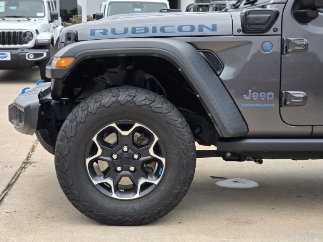 Used 2023 Jeep Wrangler Unlimited Rubicon 4xe w/ Cold Weather Group AWD/4WD image 9