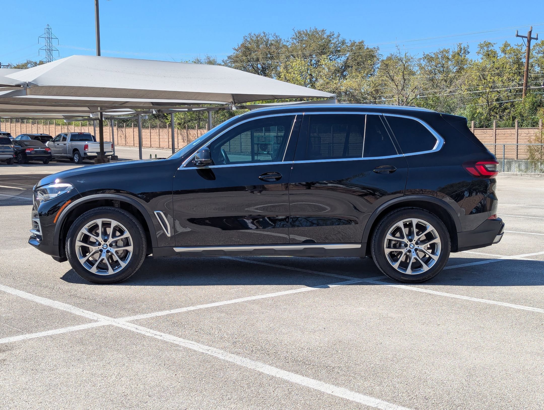 Used 2023 BMW X5 xDrive40i w/ Premium Package AWD/4WD image 7