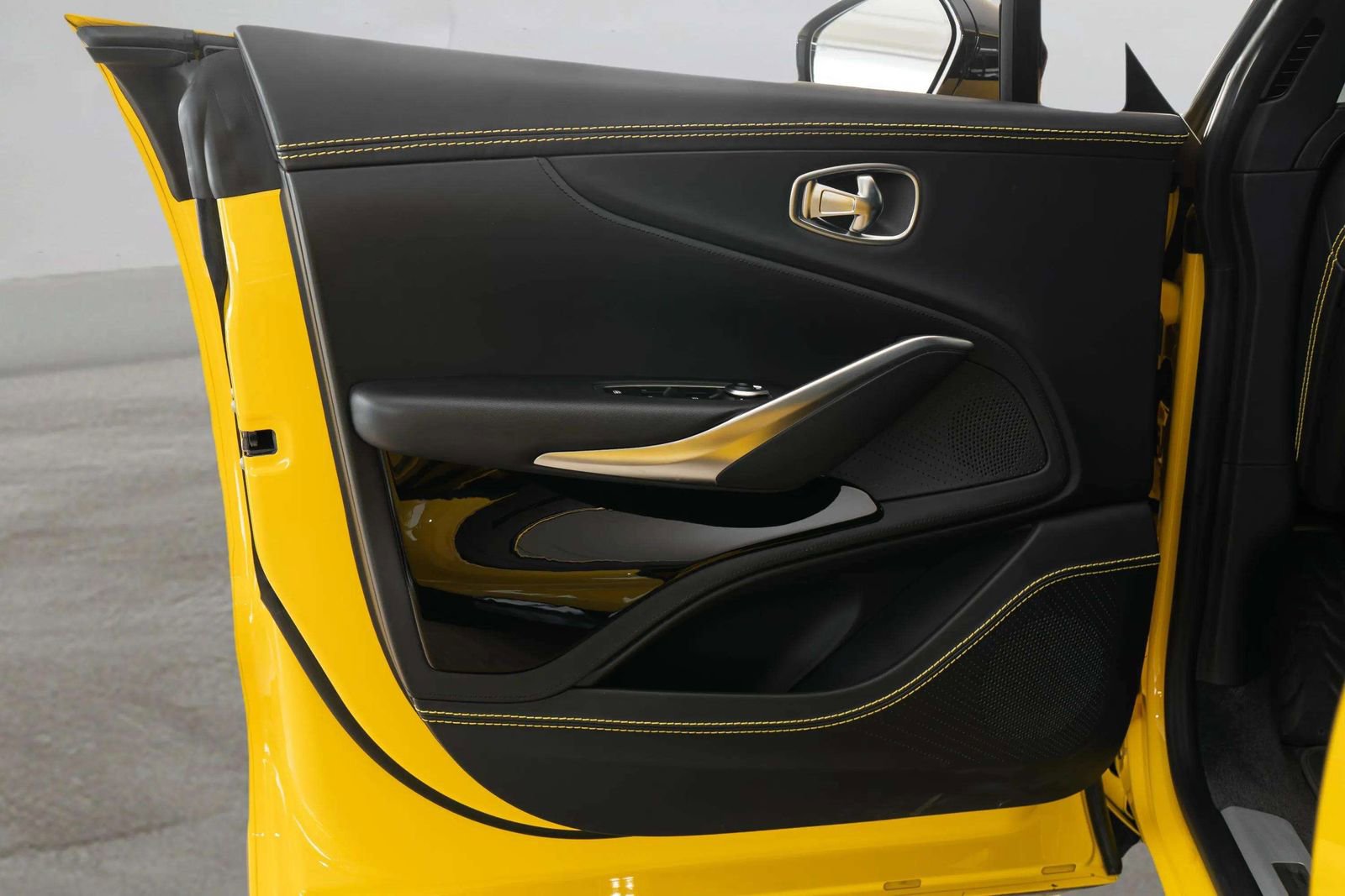 Used 2023 Aston Martin DBX 707 AWD/4WD image 20