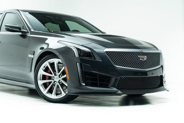Used 2018 Cadillac CTS V w/ Carbon Fiber Package RWD image 4