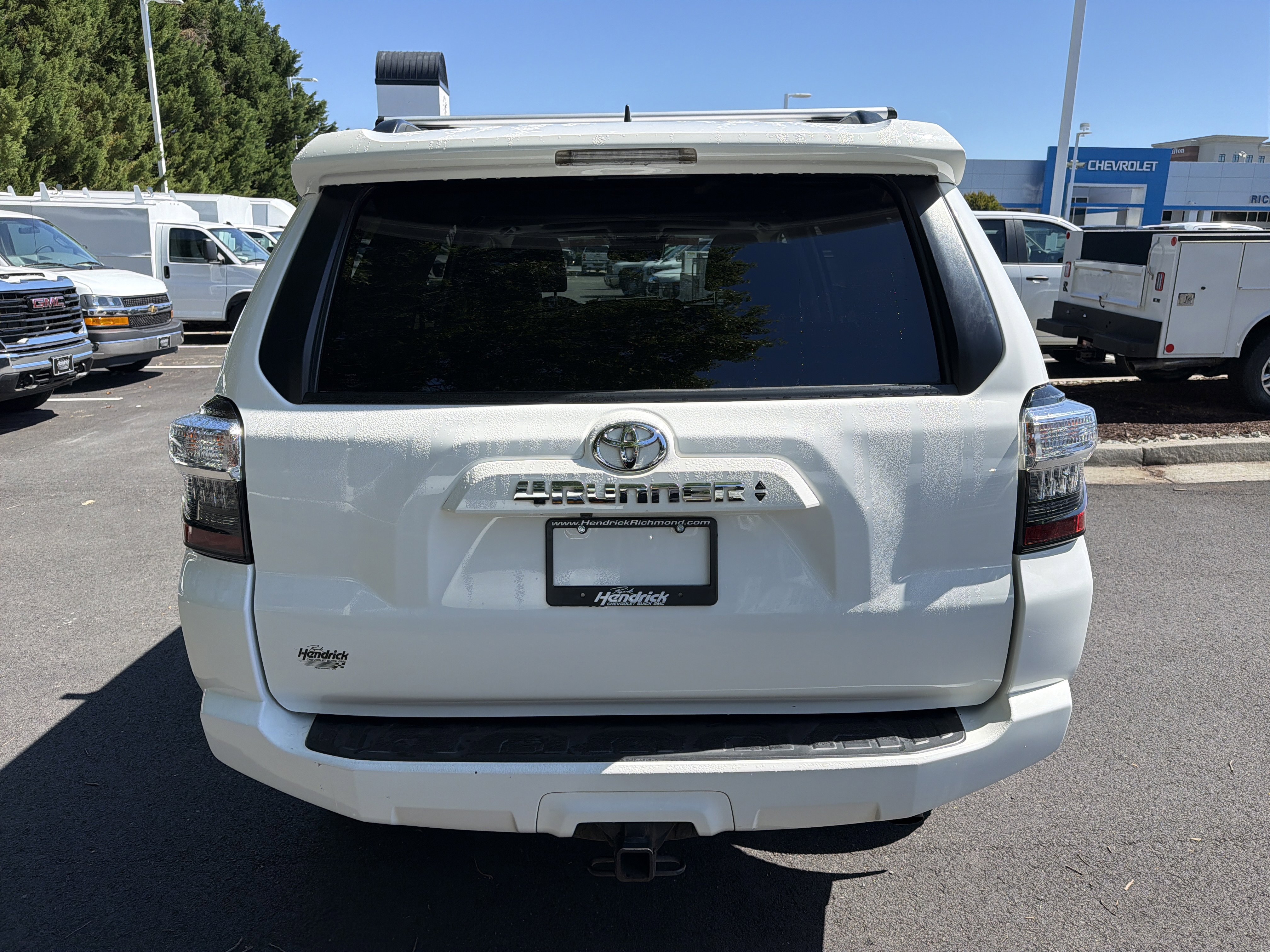 Used 2020 Toyota 4Runner SR5 Premium w/ Moonroof Package AWD/4WD image 9