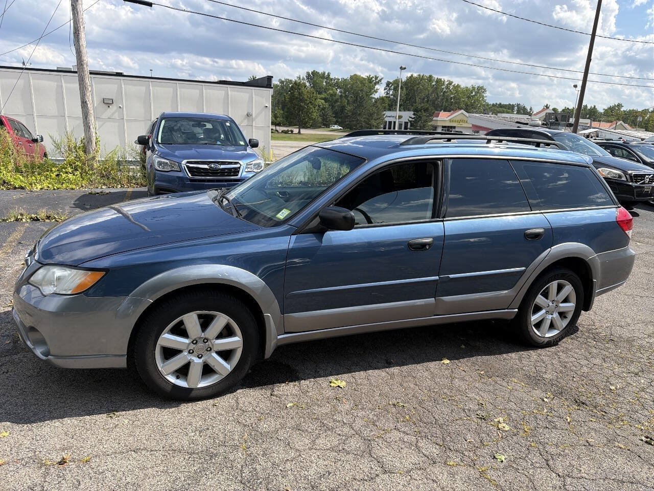 Used 2009 Subaru Outback 2.5i Special Edition AWD/4WD image 11