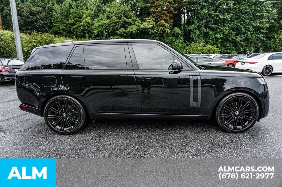 Used 2025 Land Rover Range Rover Long Wheelbase SE AWD/4WD image 8
