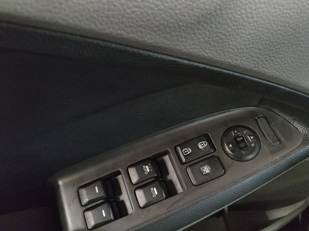 Used 2017 Kia Forte EX image 27