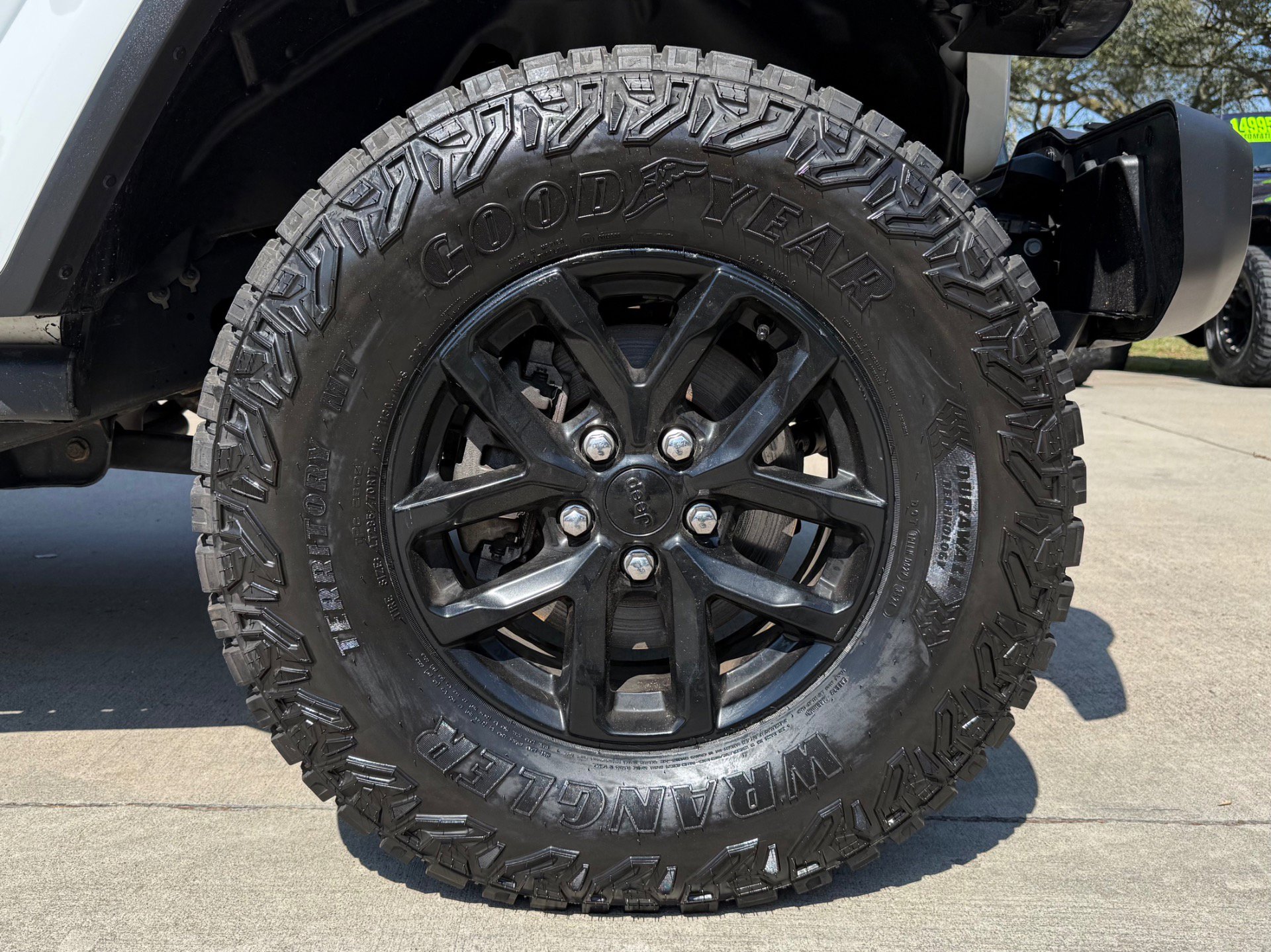 Used 2021 Jeep Gladiator Sport image 14