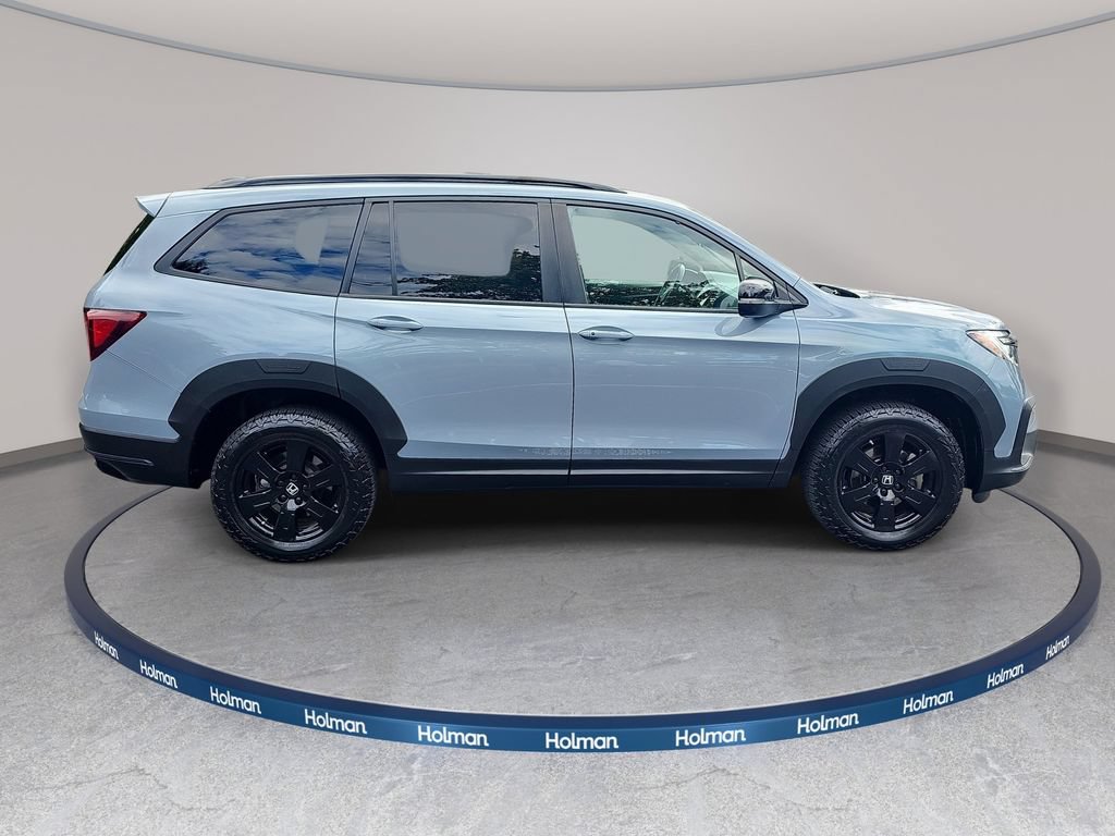 Used 2022 Honda Pilot TrailSport image 4