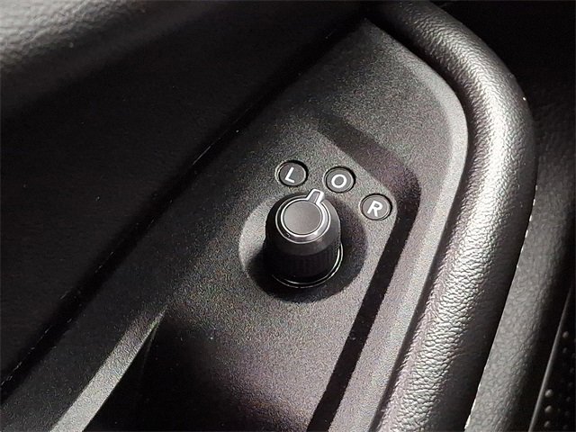 Used 2023 Jeep Grand Cherokee L Laredo image 28