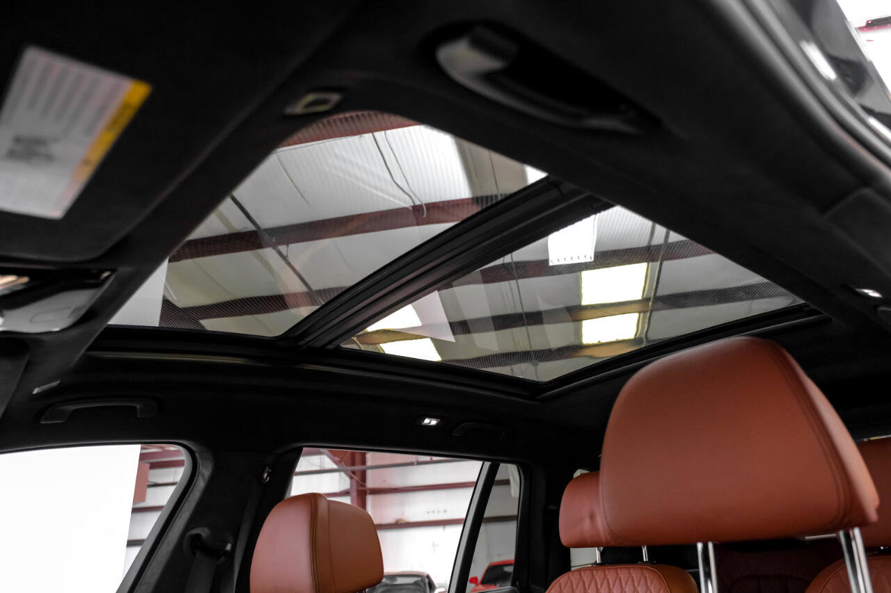 Used 2021 BMW X7 xDrive40i w/ M Sport Package image 5
