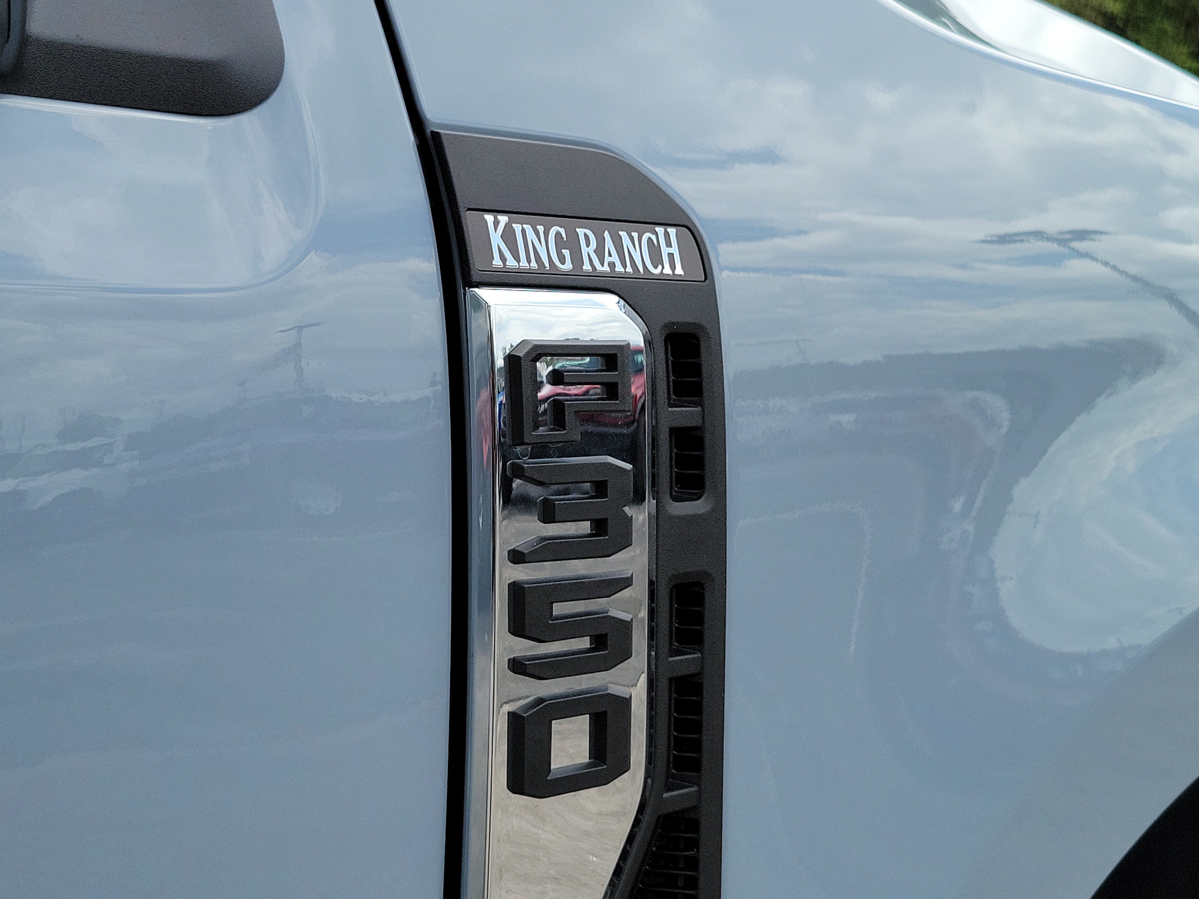 New 2026 Ford F350 King Ranch w/ Chrome Package AWD/4WD image 9