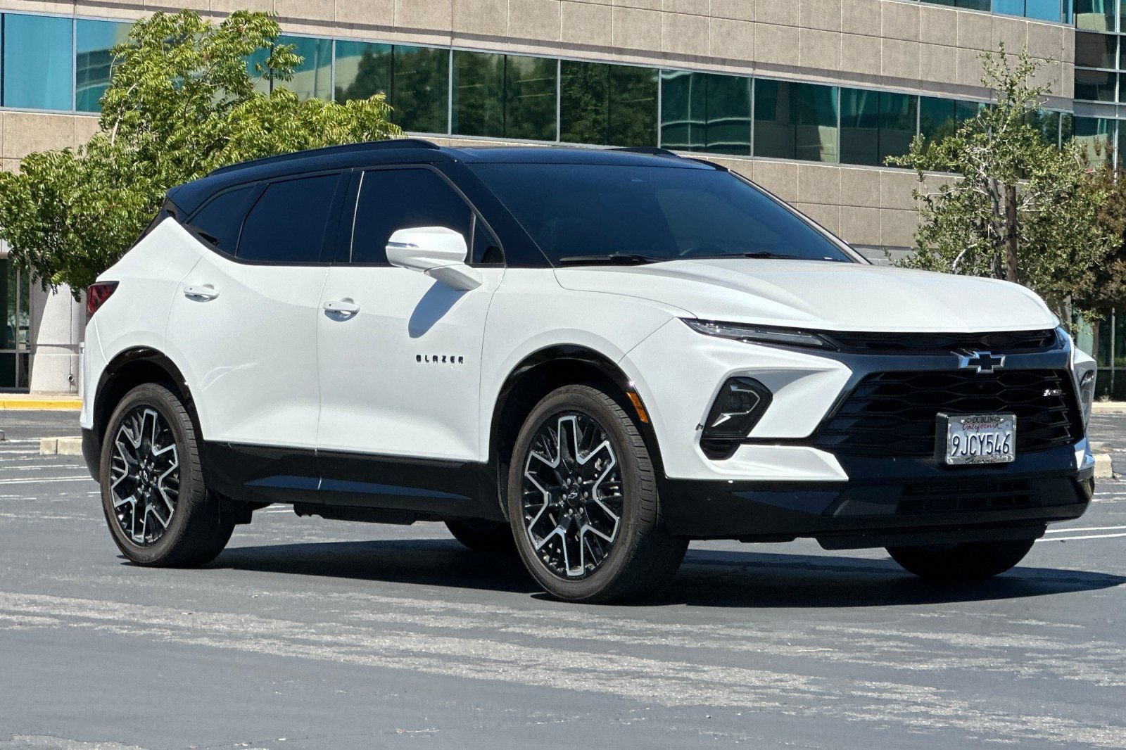 Used 2023 Chevrolet Blazer RS w/ Driver Confidence II Package AWD/4WD image 2