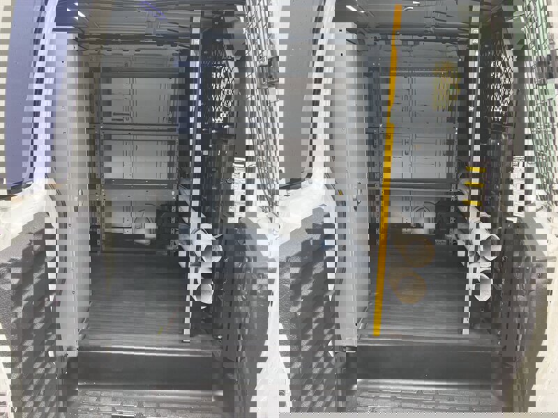 Used 2013 GMC Savana 1500 AWD image 10