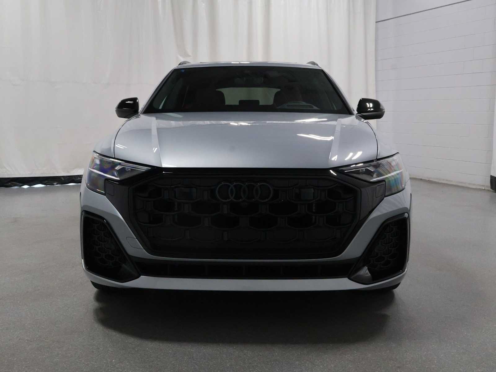 Used 2024 Audi SQ8 Prestige AWD/4WD image 14
