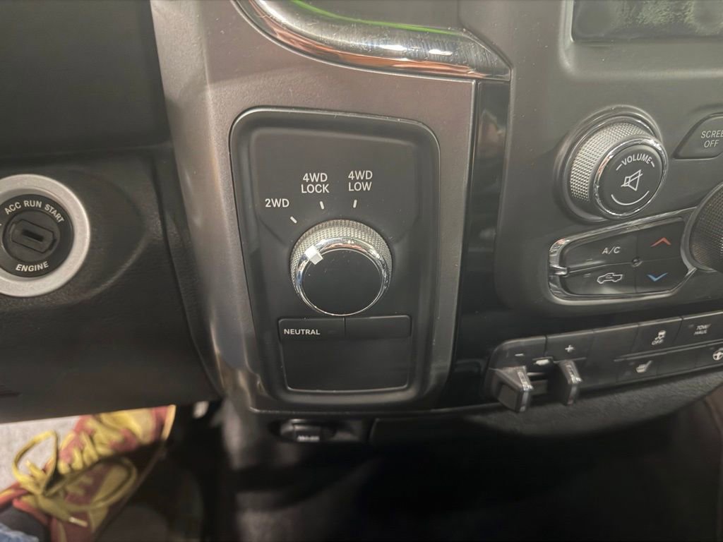 Used 2018 RAM 2500 Big Horn w/ Sport Appearance Group image 20