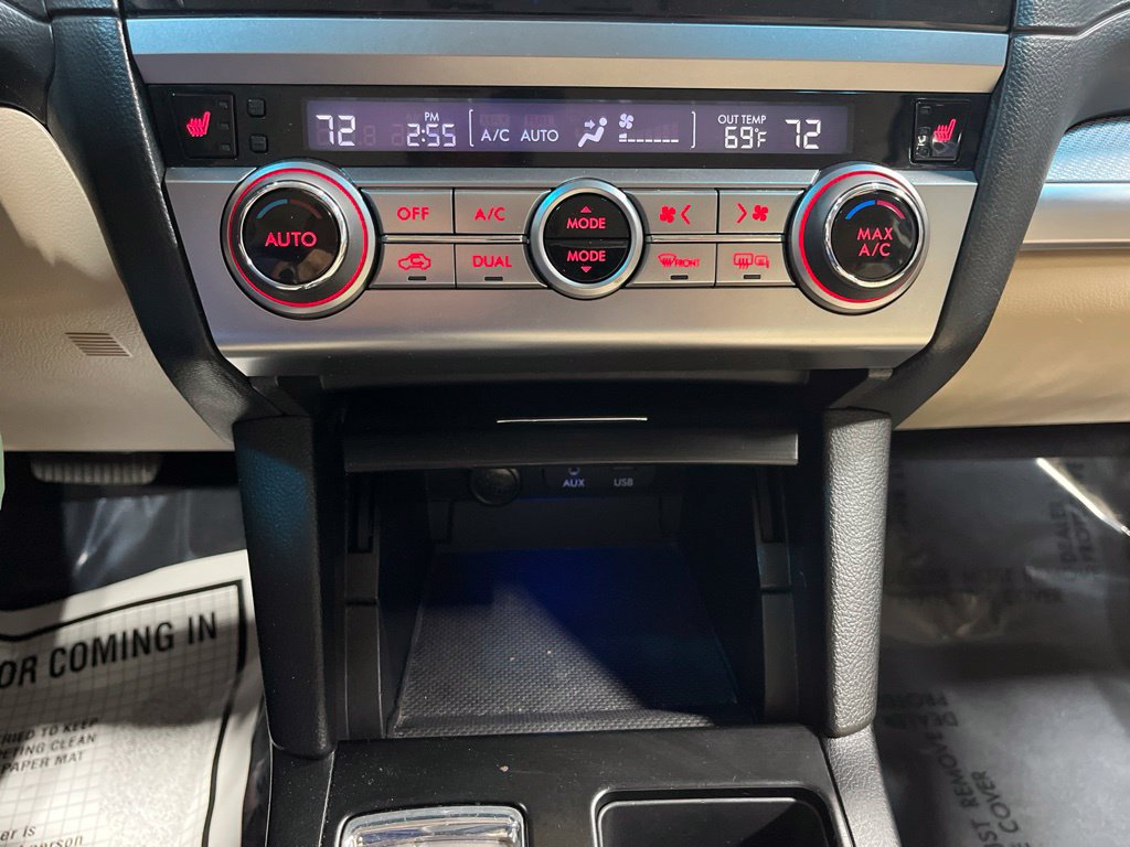 Used 2017 Subaru Legacy 2.5i Premium AWD/4WD image 28
