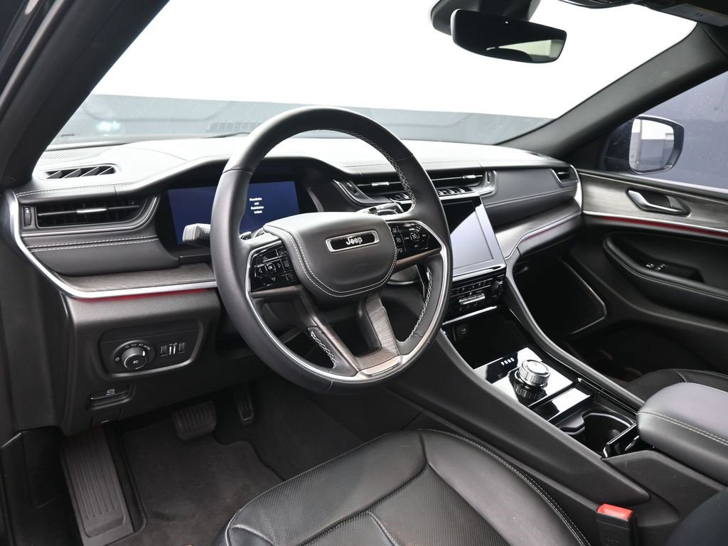 Used 2022 Jeep Grand Cherokee L Overland image 29