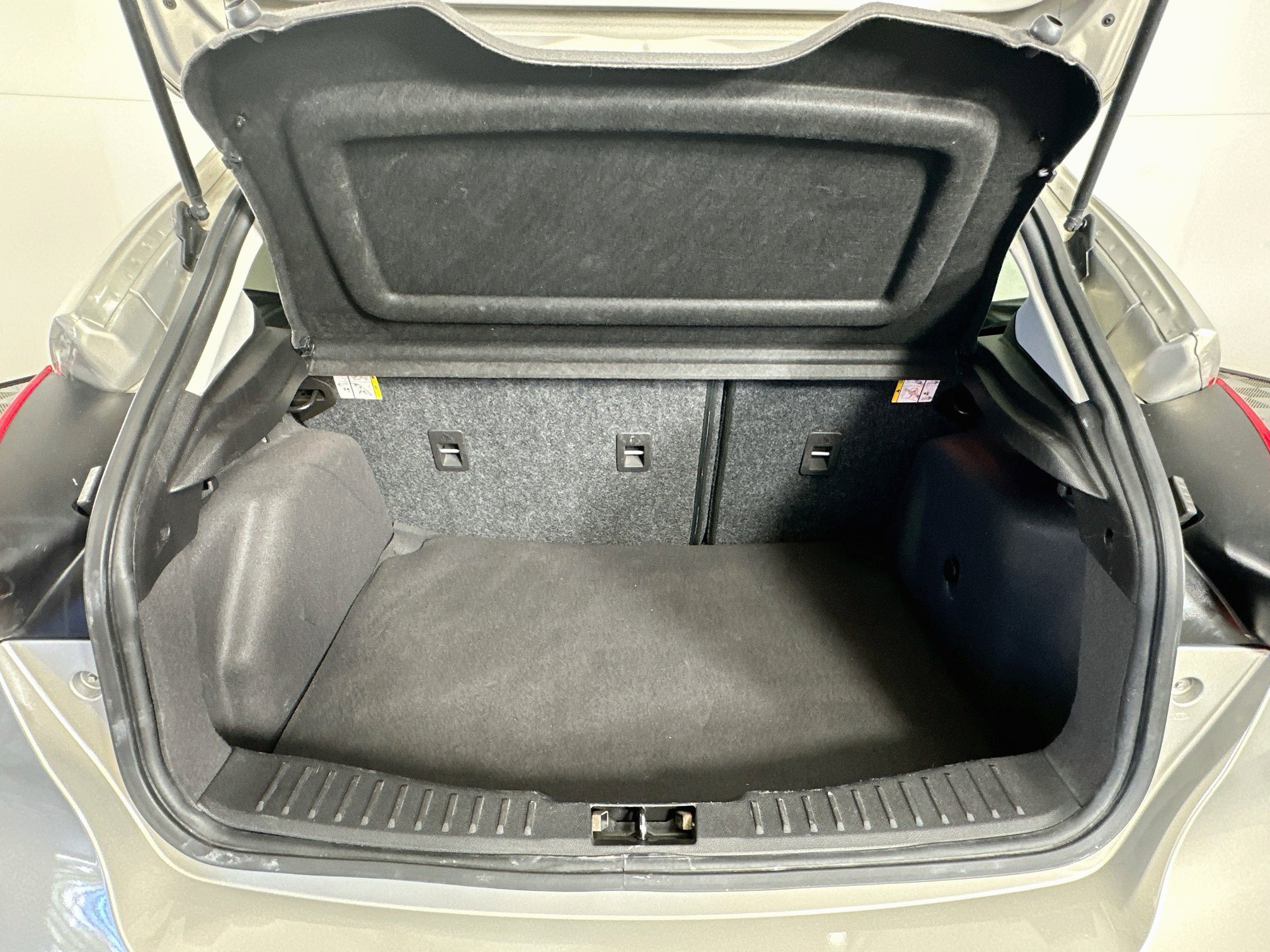 Used 2015 Ford Focus SE FWD image 26