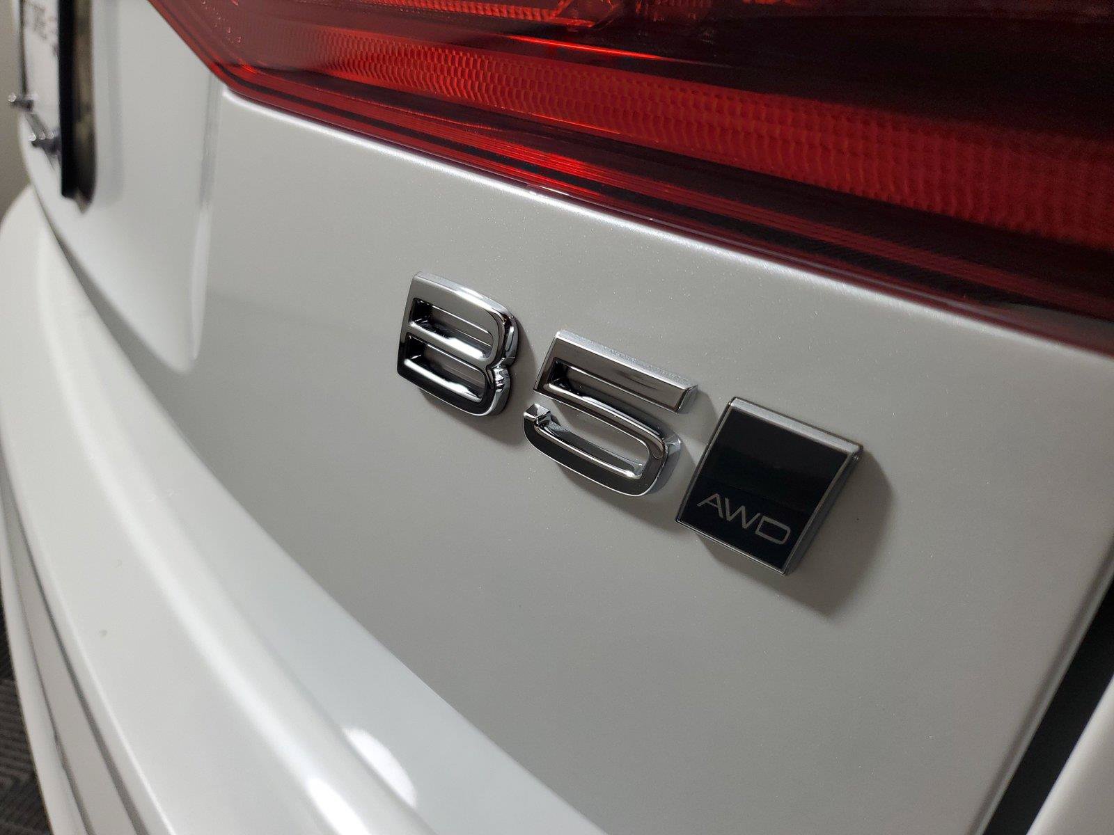 New 2026 Volvo XC60 B5 Core w/ Climate Package AWD/4WD image 7