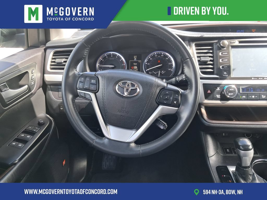 Used 2016 Toyota Highlander Limited AWD/4WD image 22