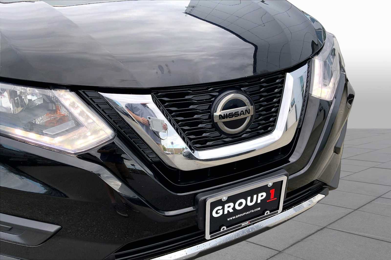 Used 2020 Nissan Rogue S w/ Special Edition Package AWD/4WD image 31