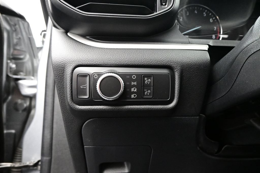 Used 2022 Ford Explorer XLT RWD image 13