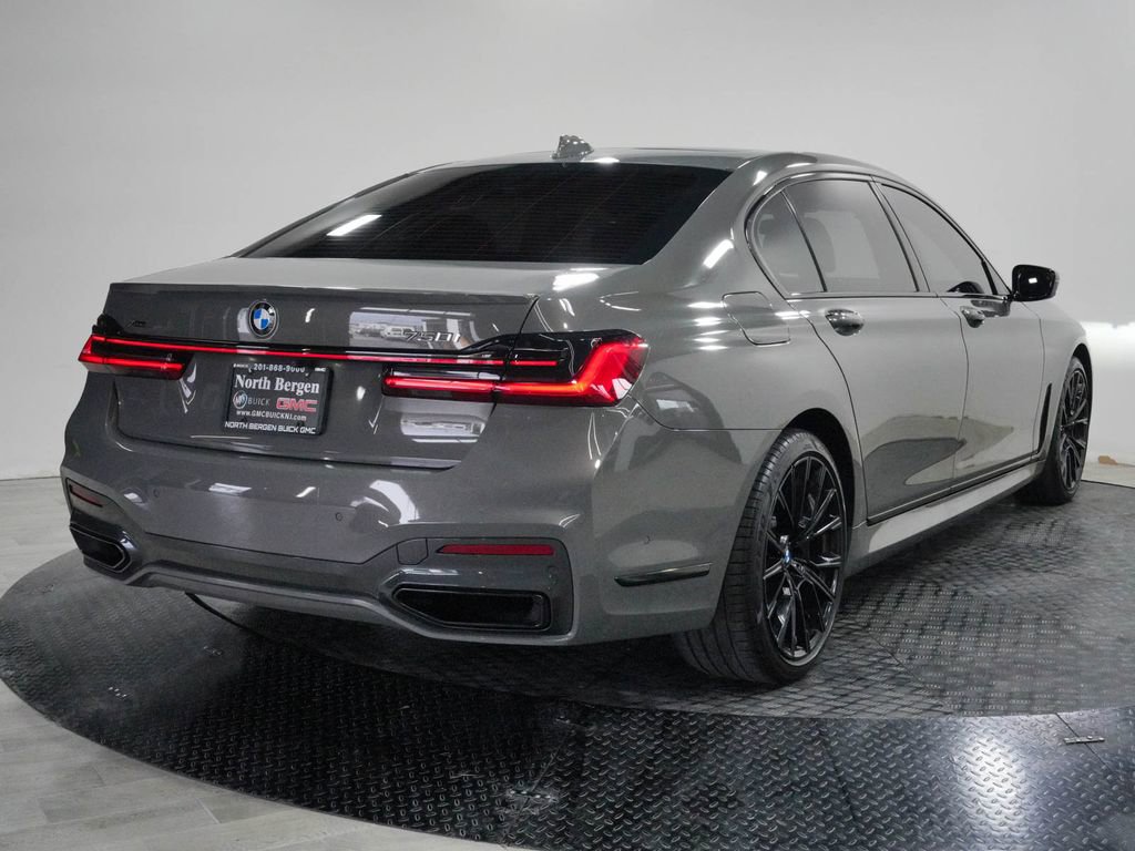 Used 2022 BMW 750i xDrive w/ Executive Package AWD/4WD image 8