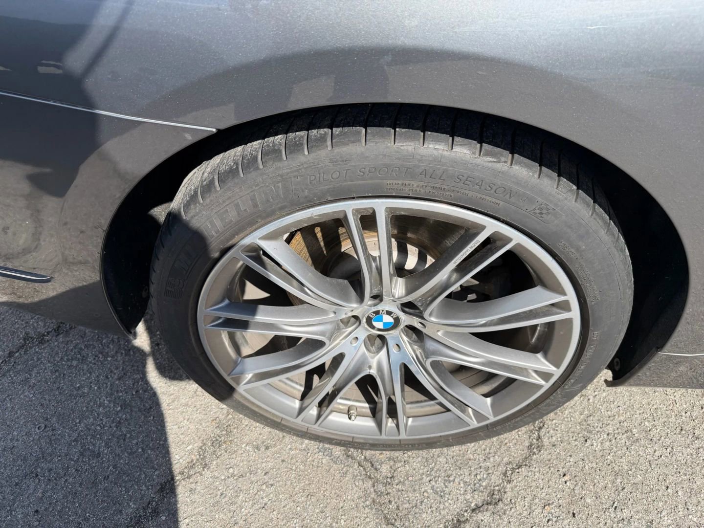 Used 2016 BMW 750i RWD image 35